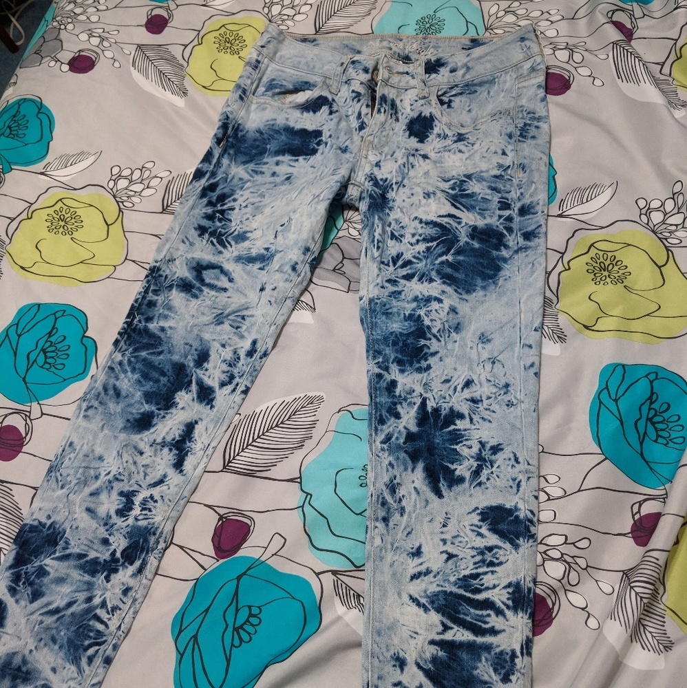 American Eagle acid wash jeggings